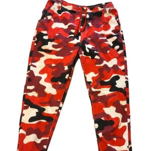 Kreamy Red camouflage pants. 4 pockets. Drawstring waist. Gathered ankles.